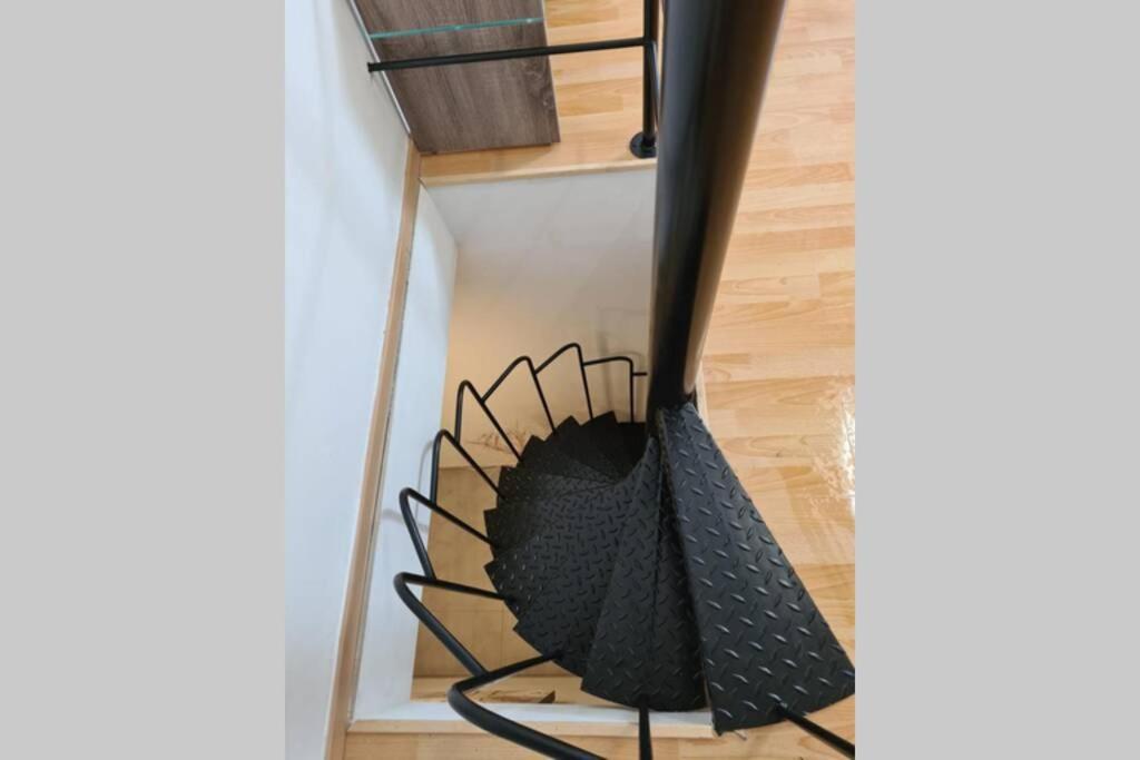 Au Petit Ravel Loft Cosy Au Coeur De La Nature Apartment Bernissart Ngoại thất bức ảnh